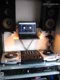 Franzino-s-DJ-Booth-08-II